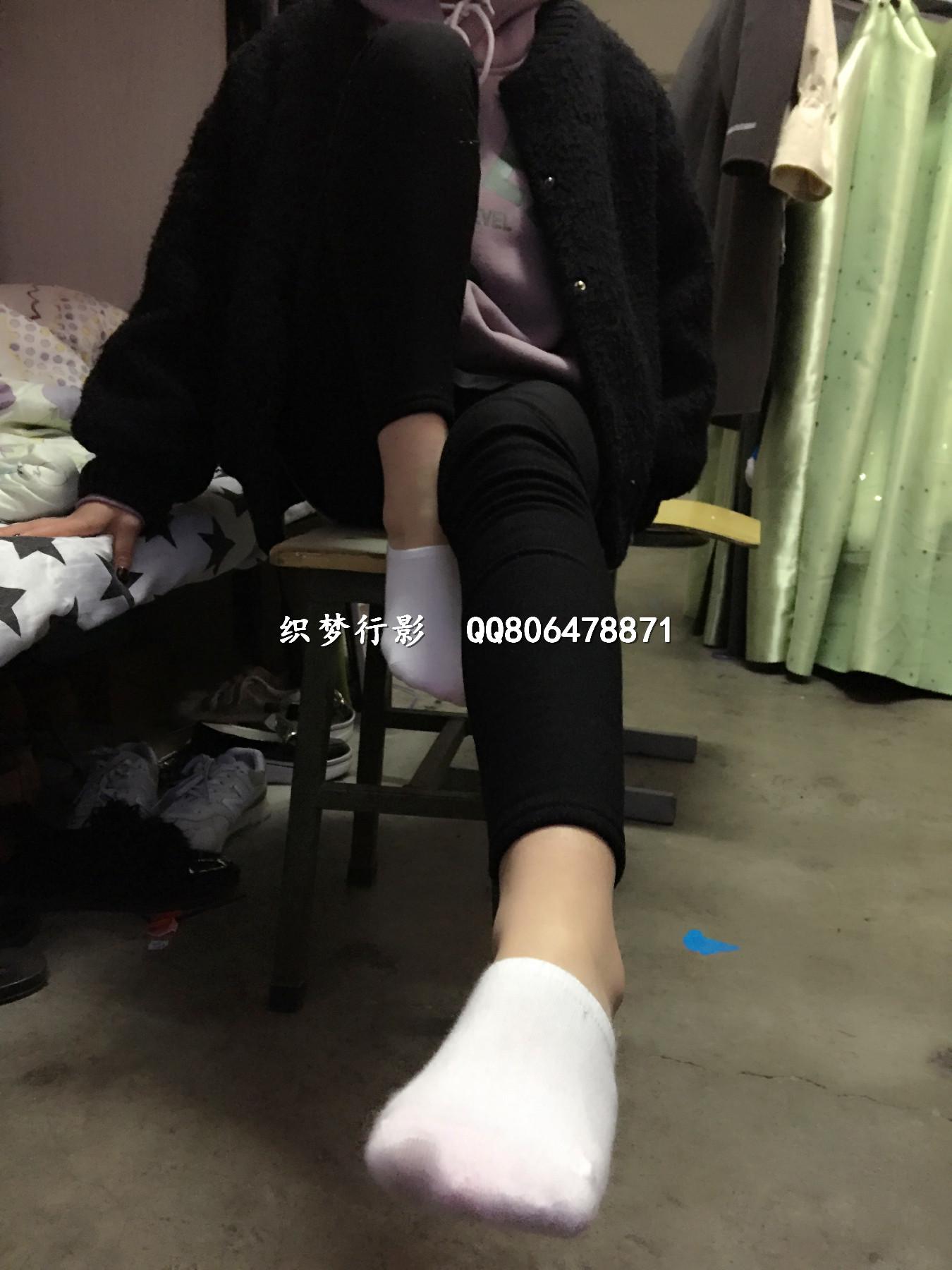 织梦行影 NO.008 又见宿舍白船袜 [96P]插图