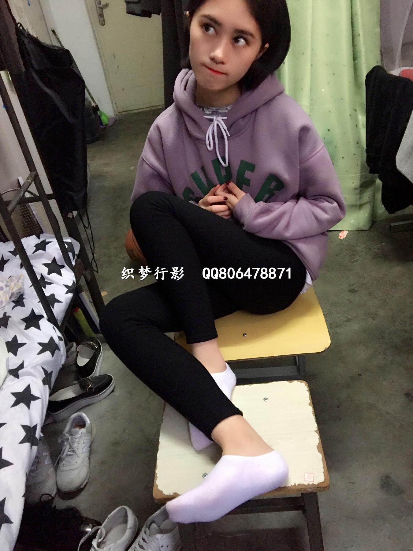 织梦行影 NO.008 又见宿舍白船袜 [96P]插图2