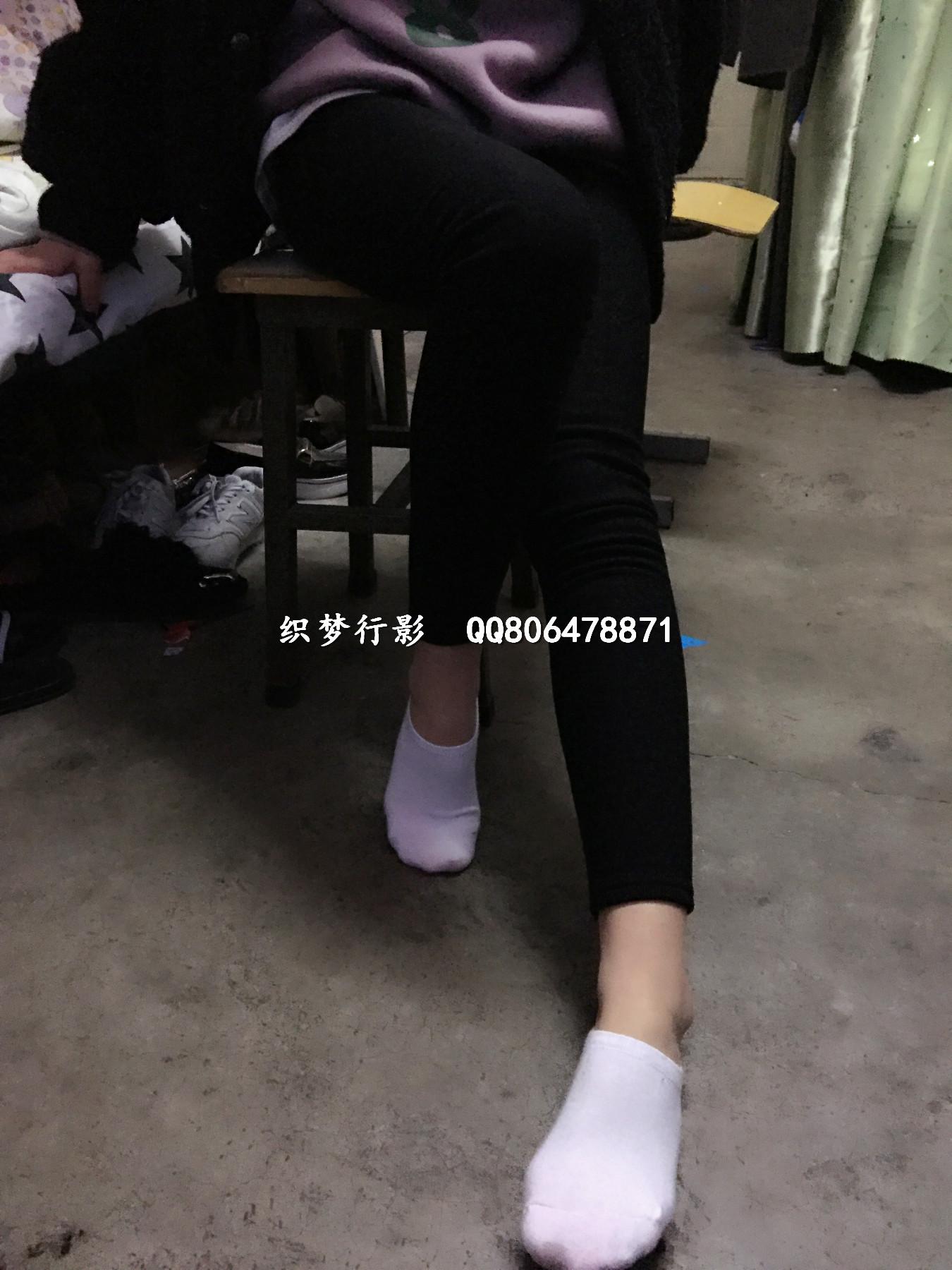 织梦行影 NO.008 又见宿舍白船袜 [96P]插图3