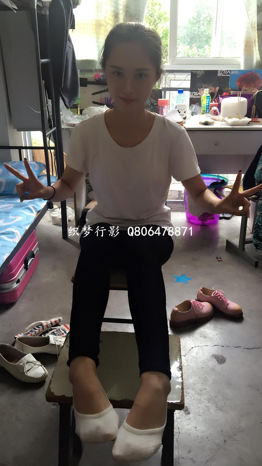 织梦行影 NO.007 宿舍白袜 [97P]插图