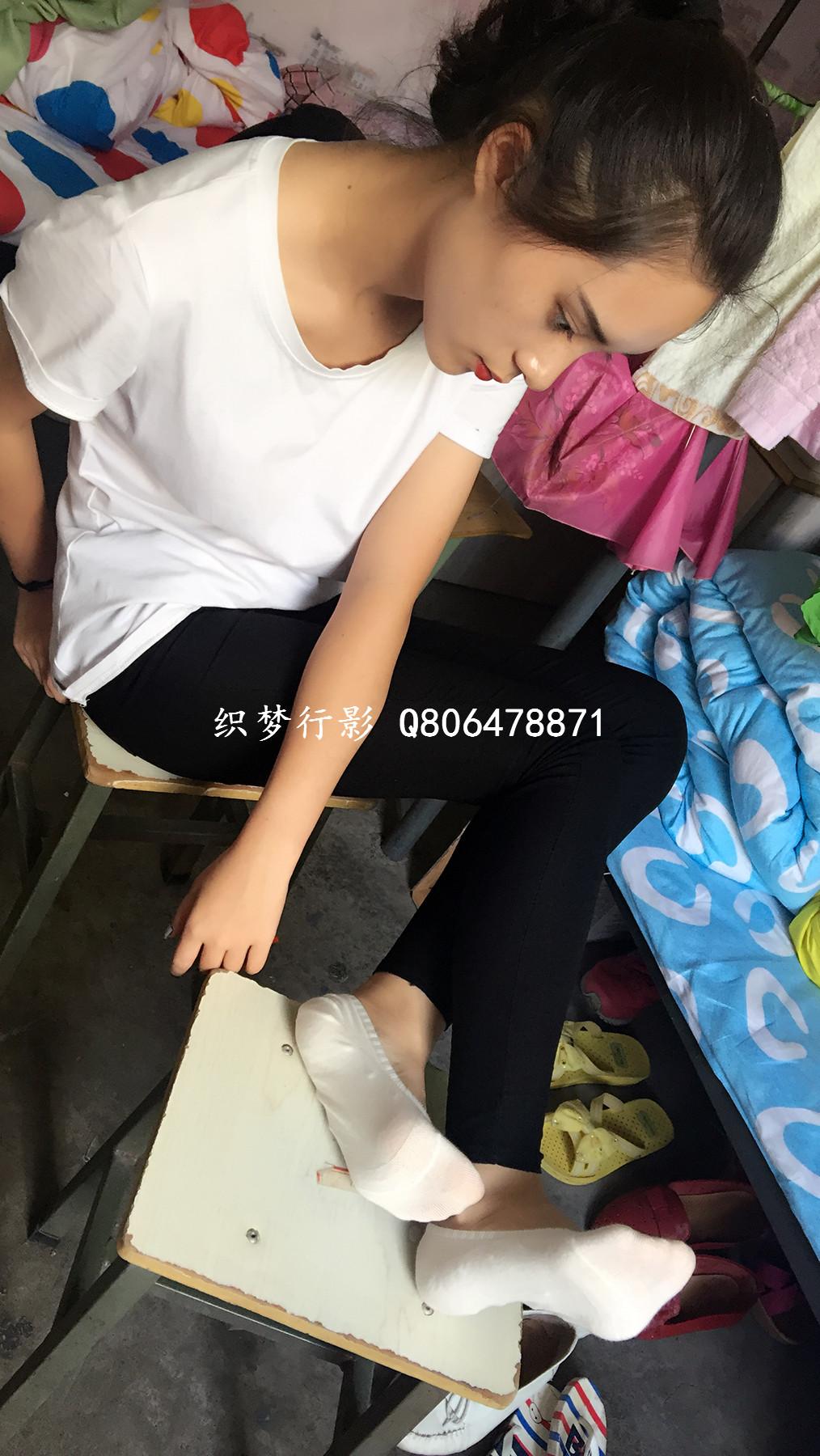 织梦行影 NO.007 宿舍白袜 [97P]插图1