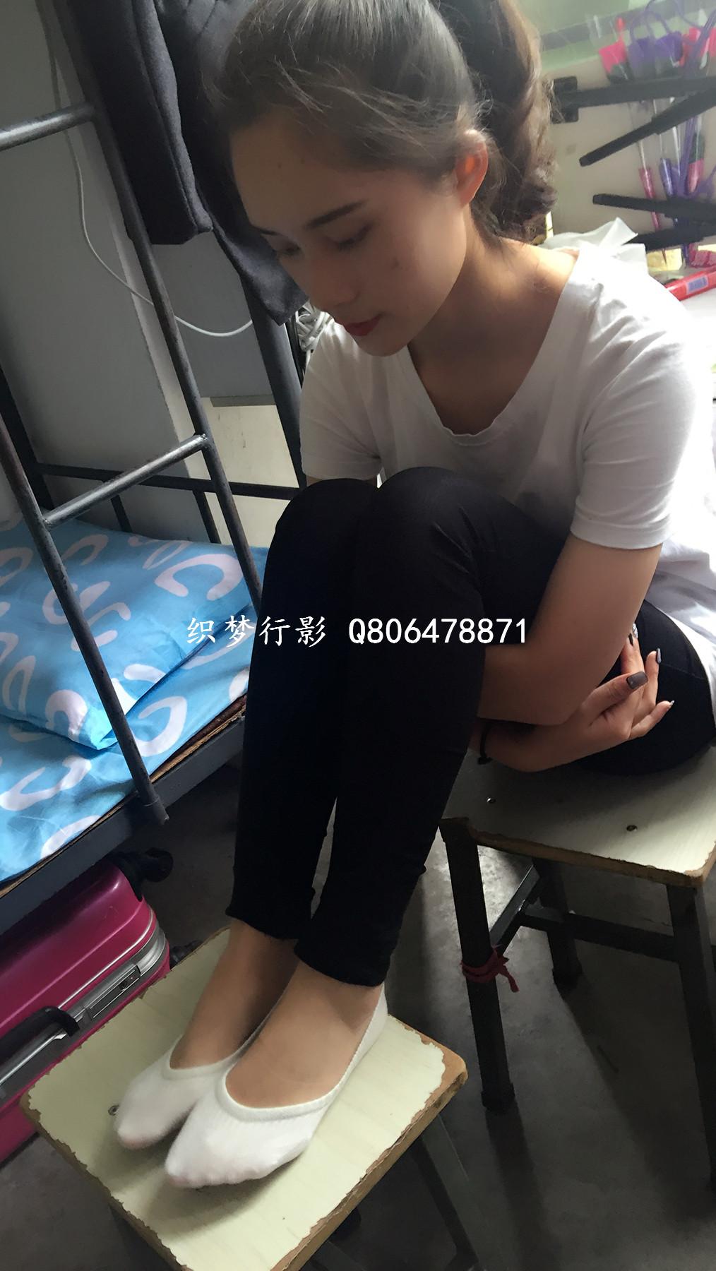 织梦行影 NO.007 宿舍白袜 [97P]插图7