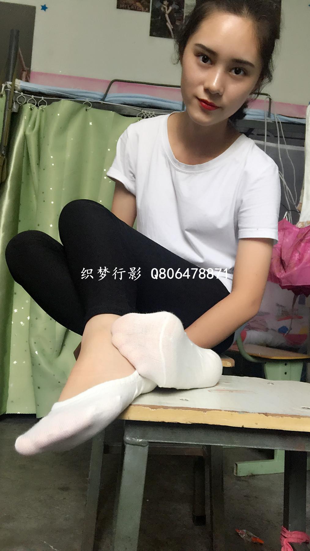 织梦行影 NO.007 宿舍白袜 [97P]插图3