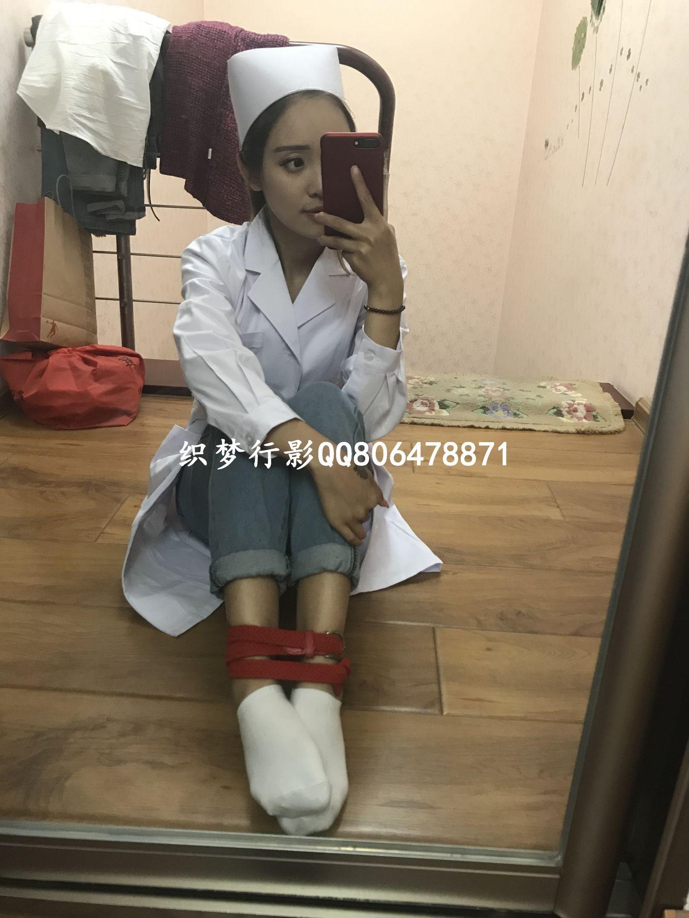 织梦行影 NO.003 护士服棉袜 [76P]插图4