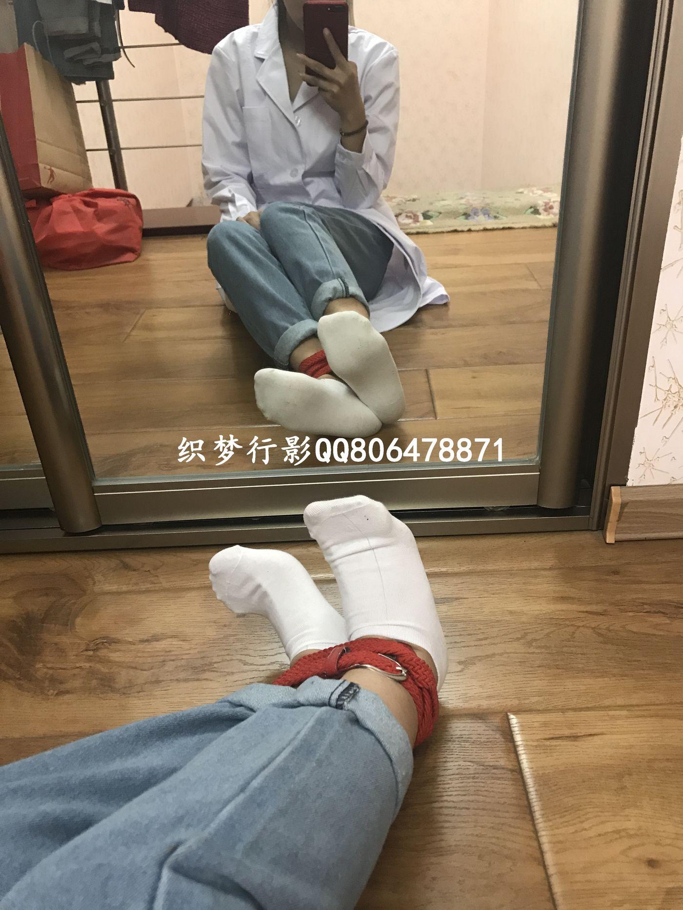 织梦行影 NO.003 护士服棉袜 [76P]插图