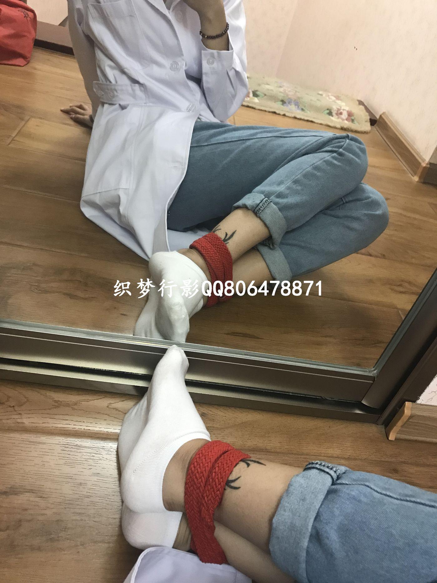 织梦行影 NO.003 护士服棉袜 [76P]插图2