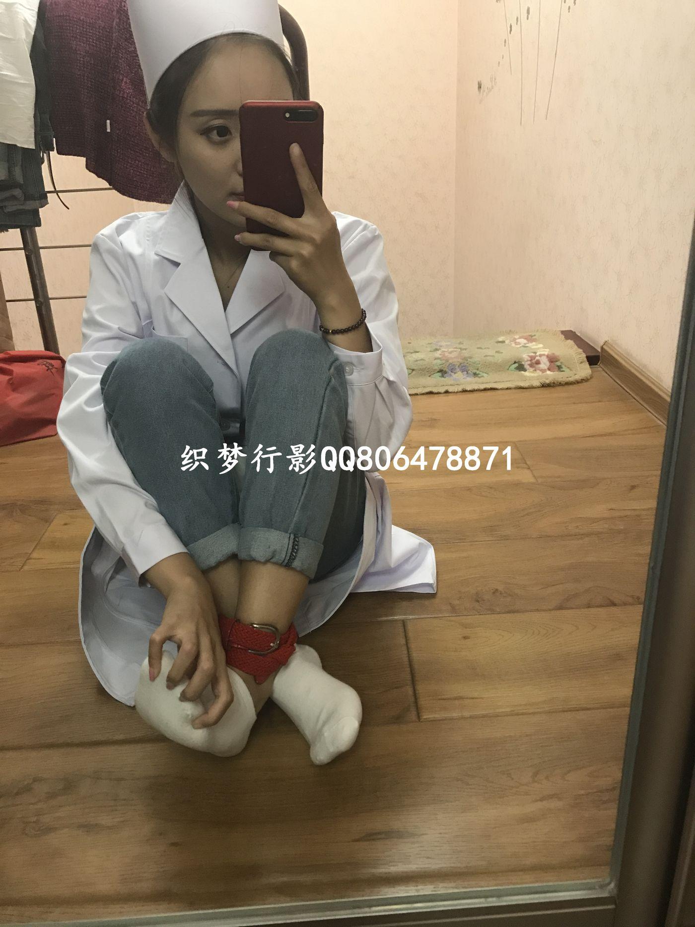 织梦行影 NO.003 护士服棉袜 [76P]插图3