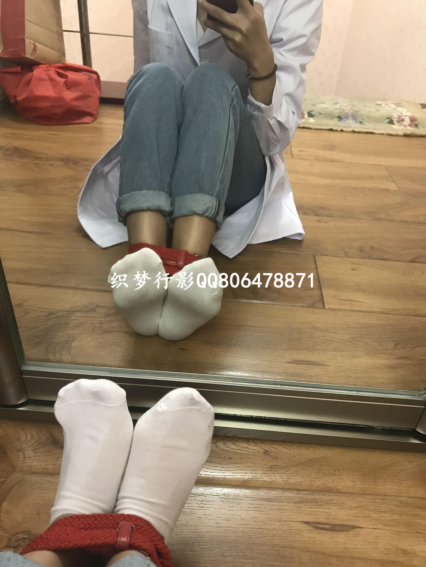 织梦行影 NO.003 护士服棉袜 [76P]插图