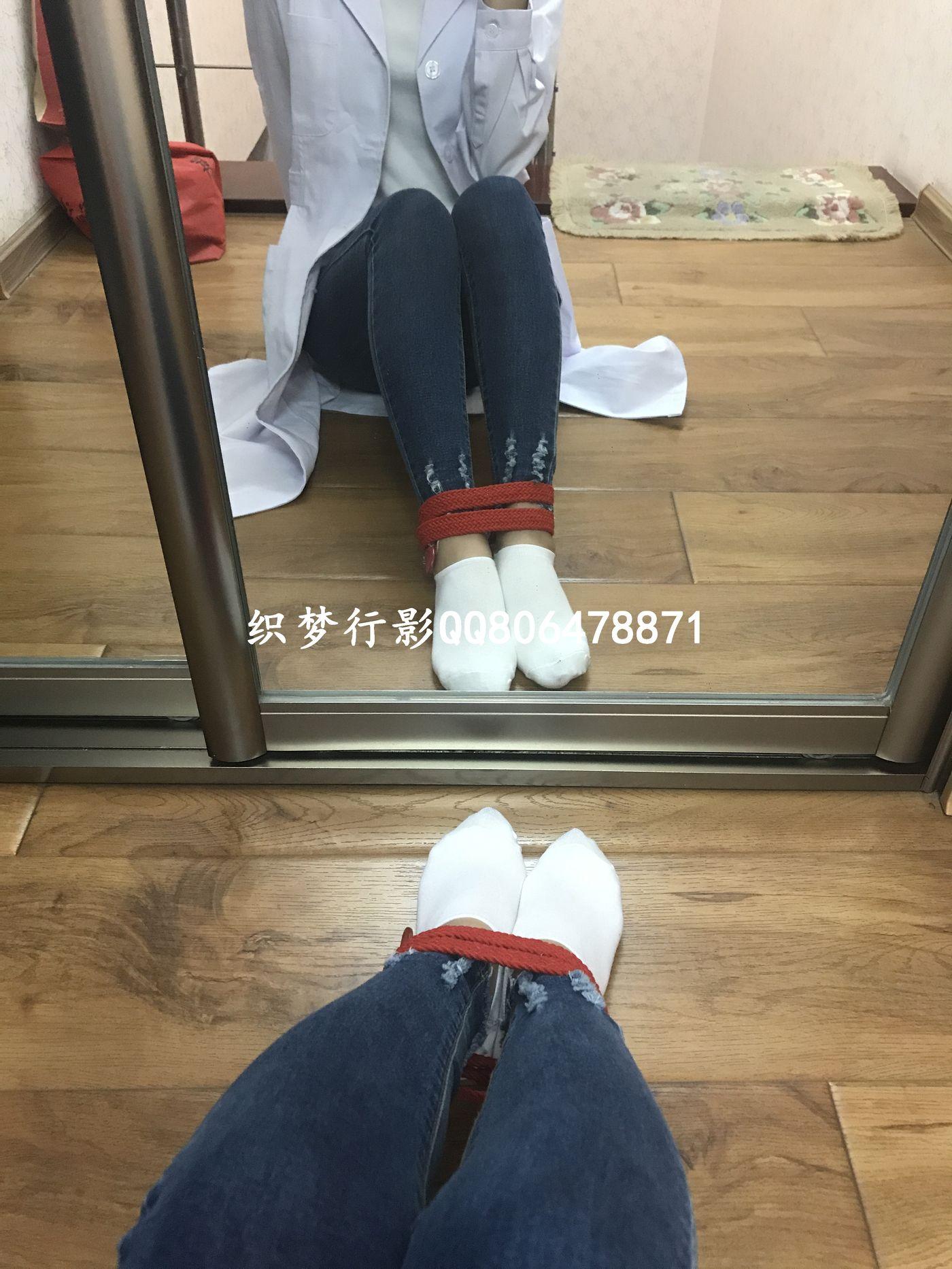 织梦行影 NO.003 护士服棉袜 [76P]插图2