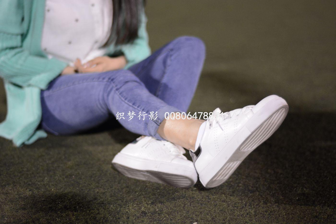 织梦行影 NO.014 操场夜拍白袜小白鞋 [217P]插图