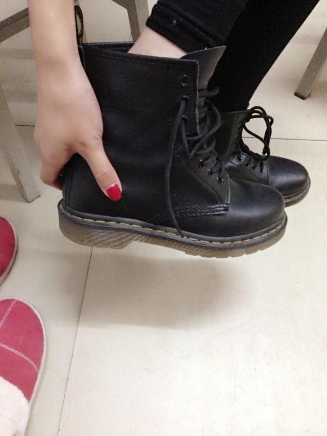 织梦行影 NO.029 宿舍棉袜马丁靴 [48P]插图