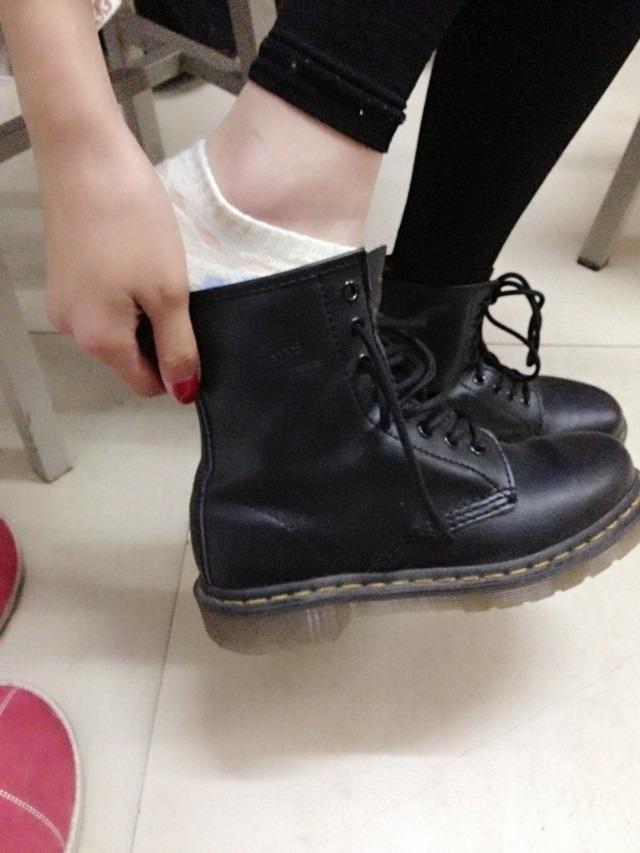 织梦行影 NO.029 宿舍棉袜马丁靴 [48P]插图1