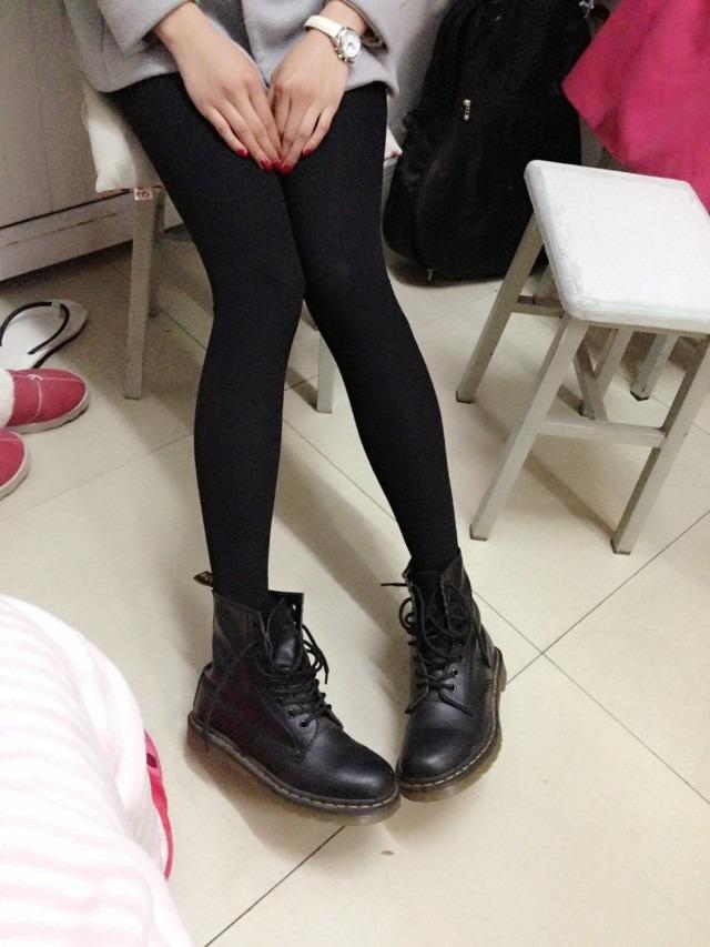 织梦行影 NO.029 宿舍棉袜马丁靴 [48P]插图5