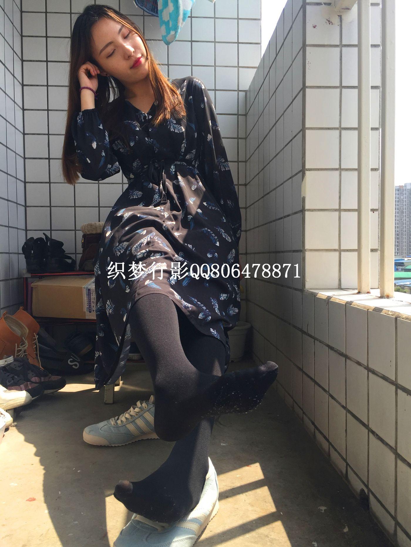 织梦行影 NO.002 晶晶厚黑丝 [59P]插图1