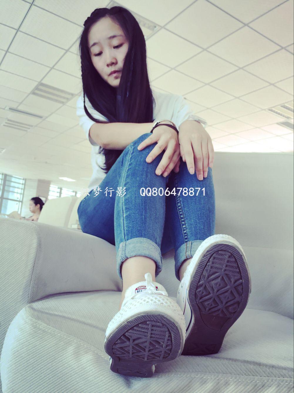 织梦行影 NO.018 牛仔裤帆布鞋 [50P]插图5