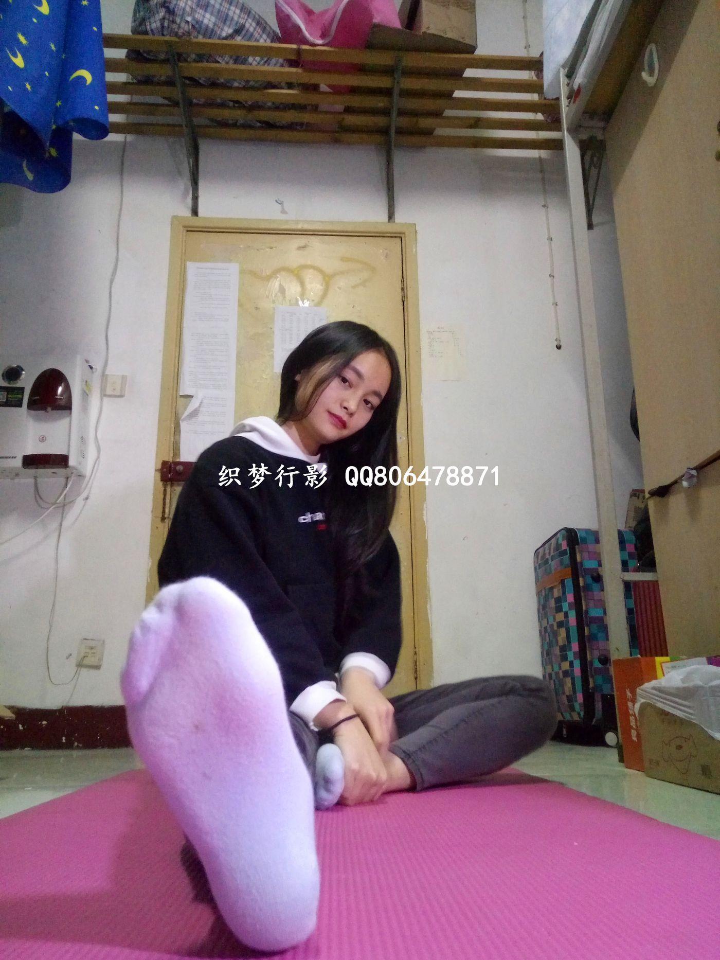 织梦行影 NO.001 娇风棉袜运动鞋 [92P]插图4