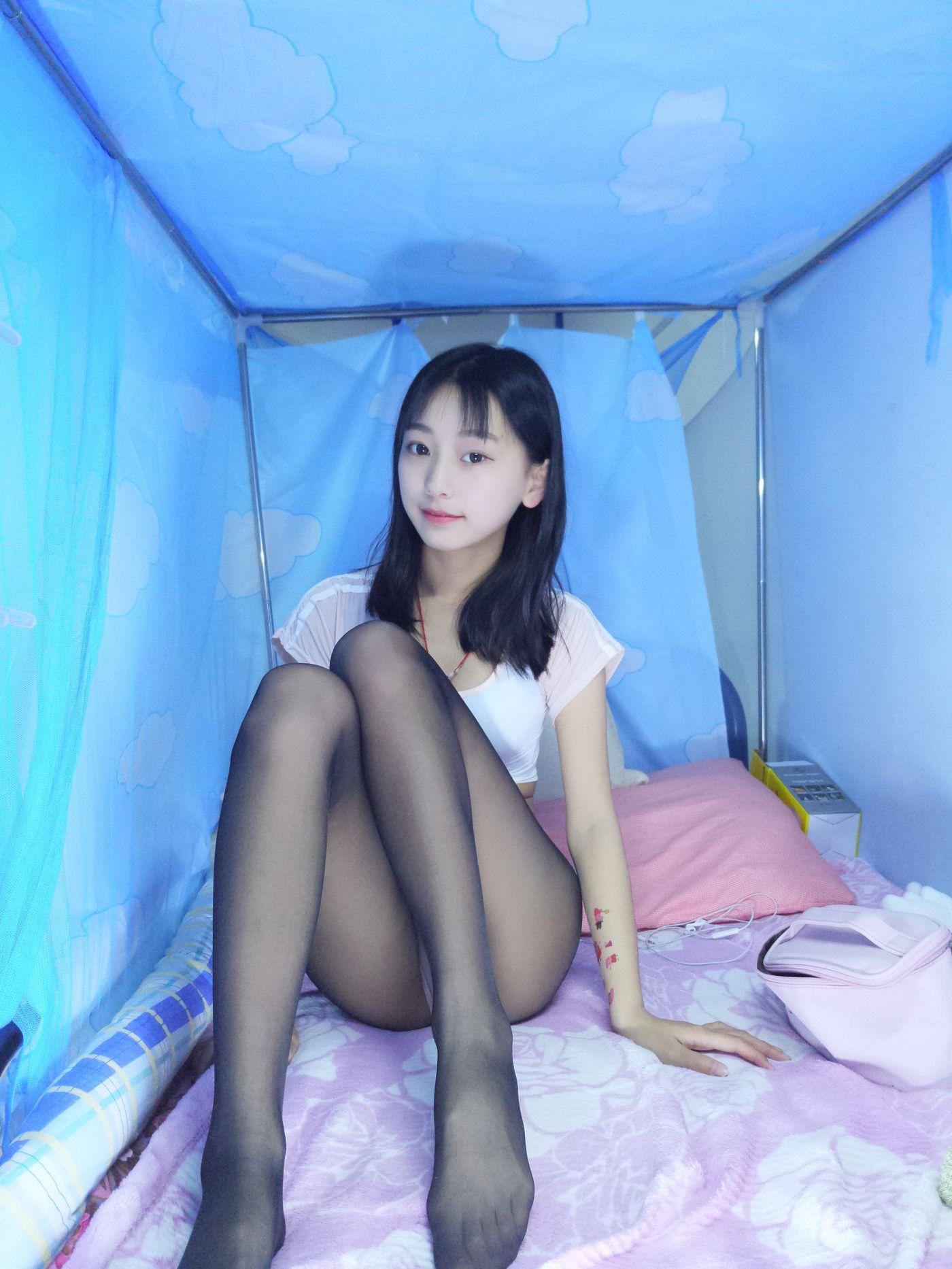 No.2-蓓蓓 – 黑白薄丝袜[108P]插图