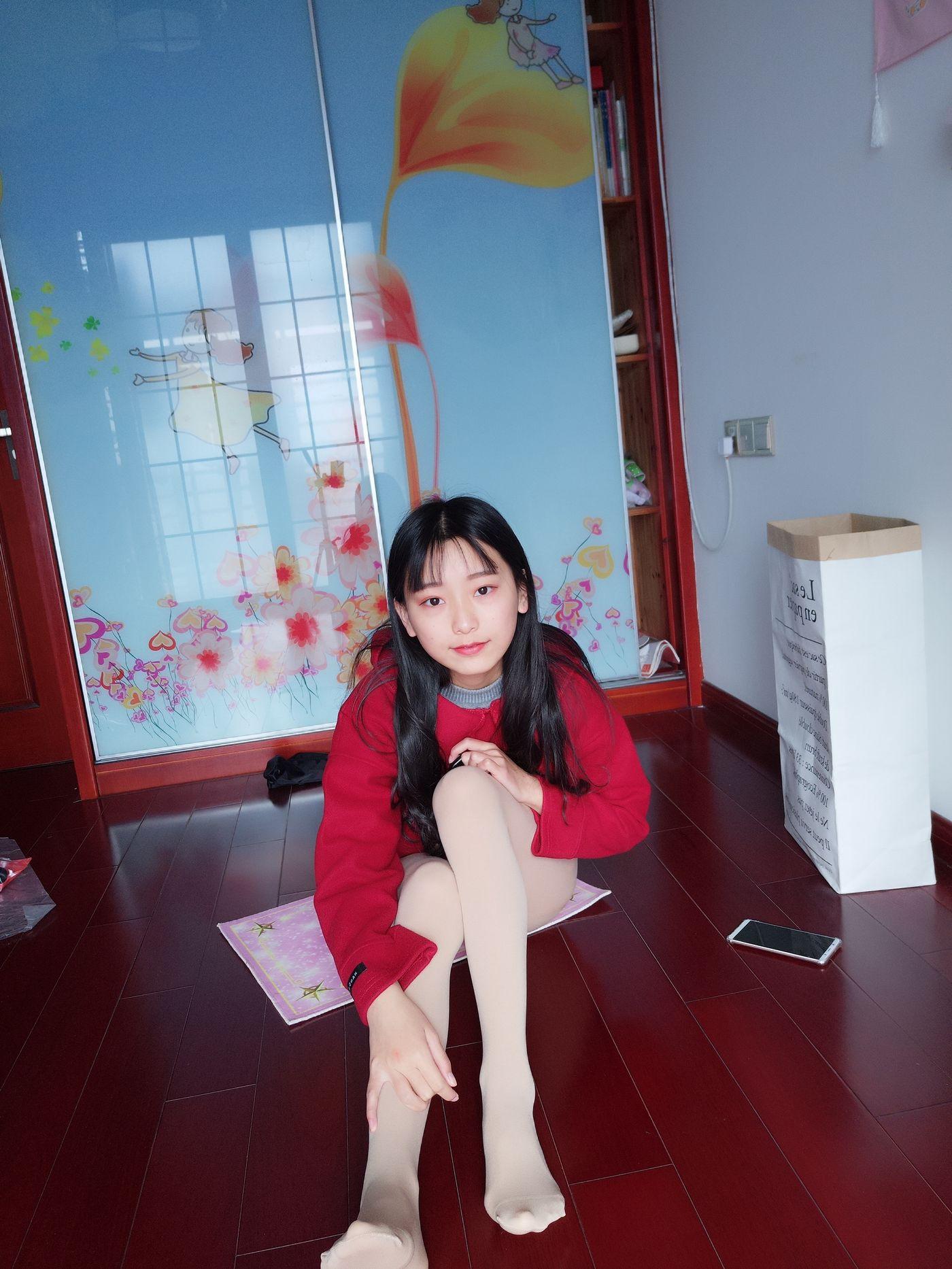 No.3-蓓蓓 – 红袜[1][112P]插图2