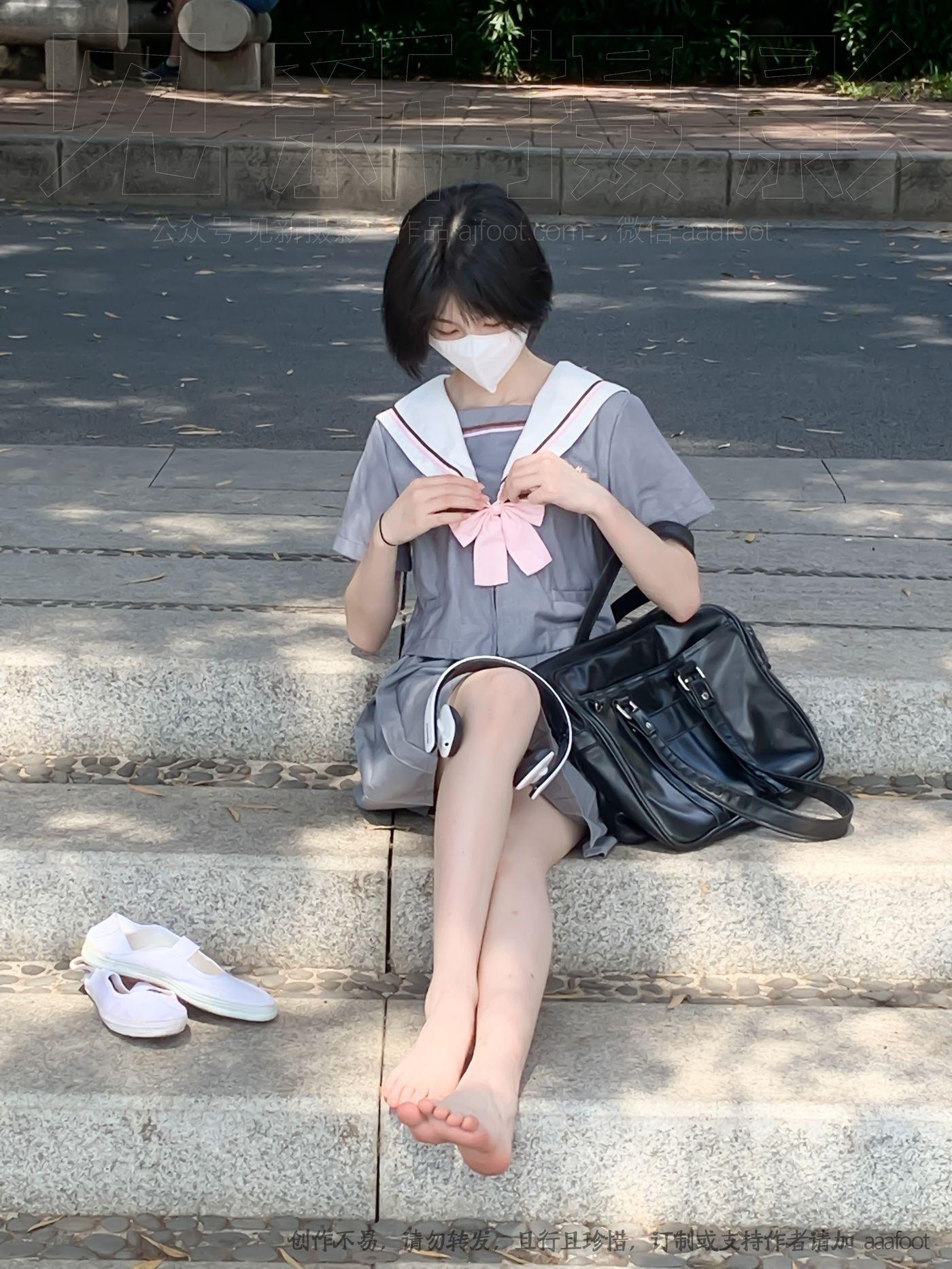 [见新摄影]NO.049 灰色JK 深深进入心中 [165P]插图4
