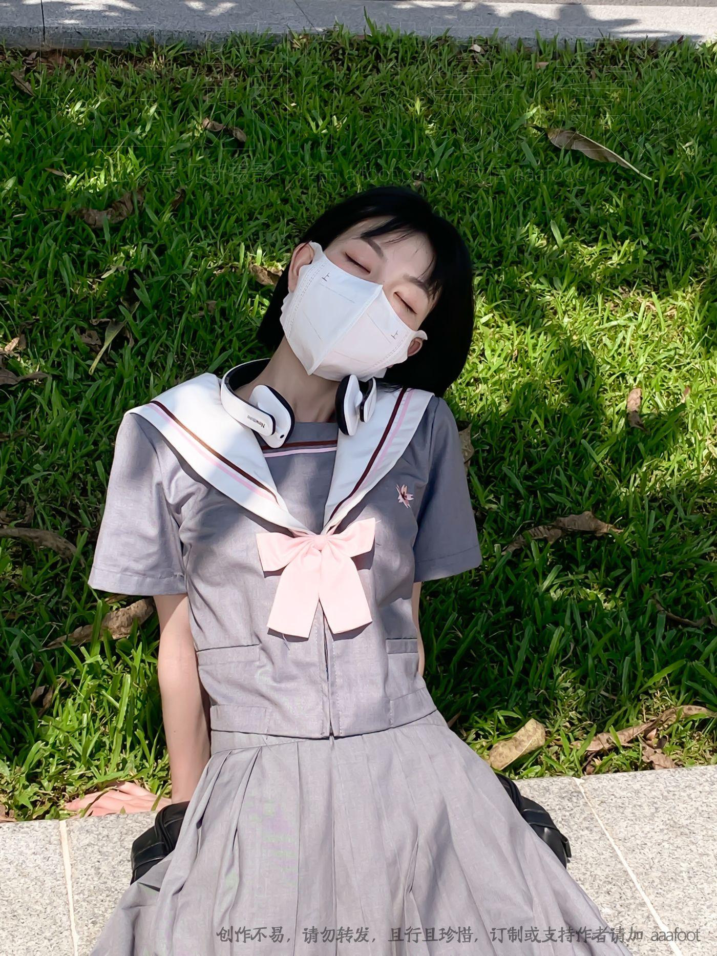 [见新摄影]NO.049 灰色JK 深深进入心中 [165P]插图2