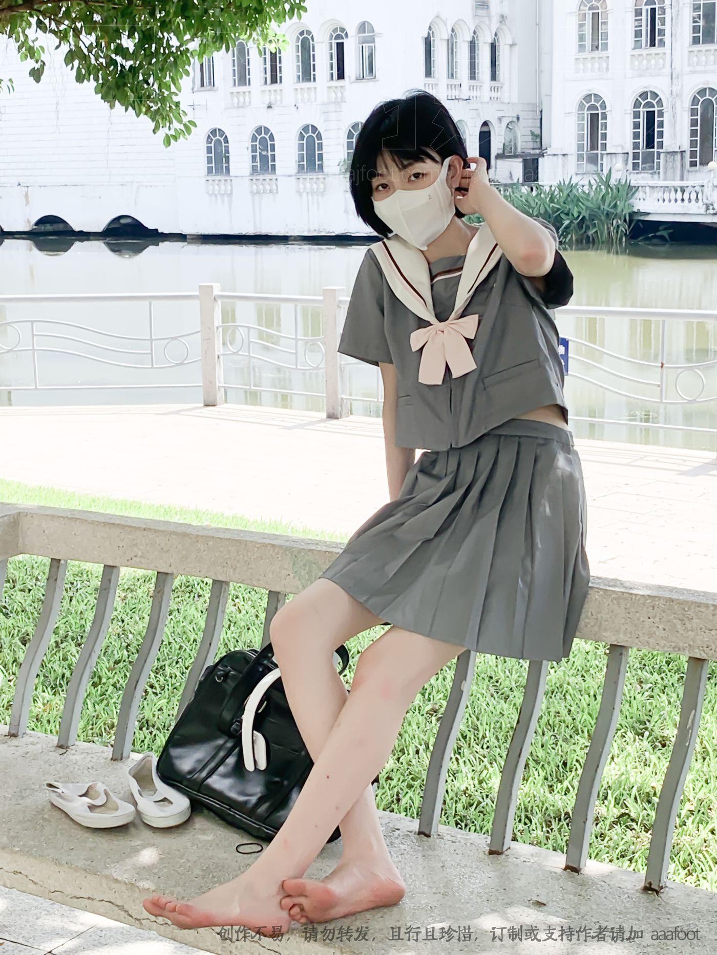 [见新摄影]NO.049 灰色JK 深深进入心中 [165P]插图