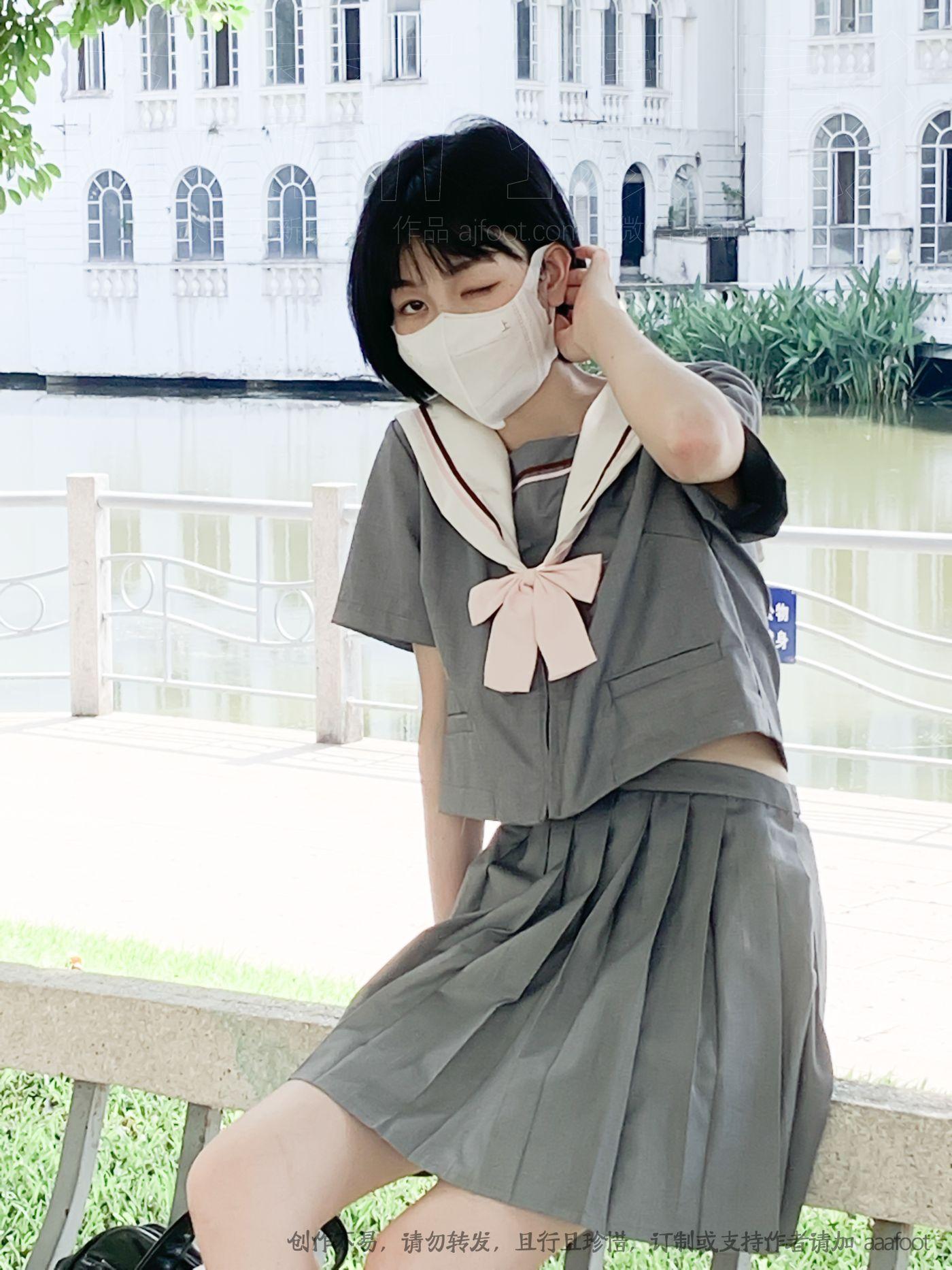 [见新摄影]NO.049 灰色JK 深深进入心中 [165P]插图1