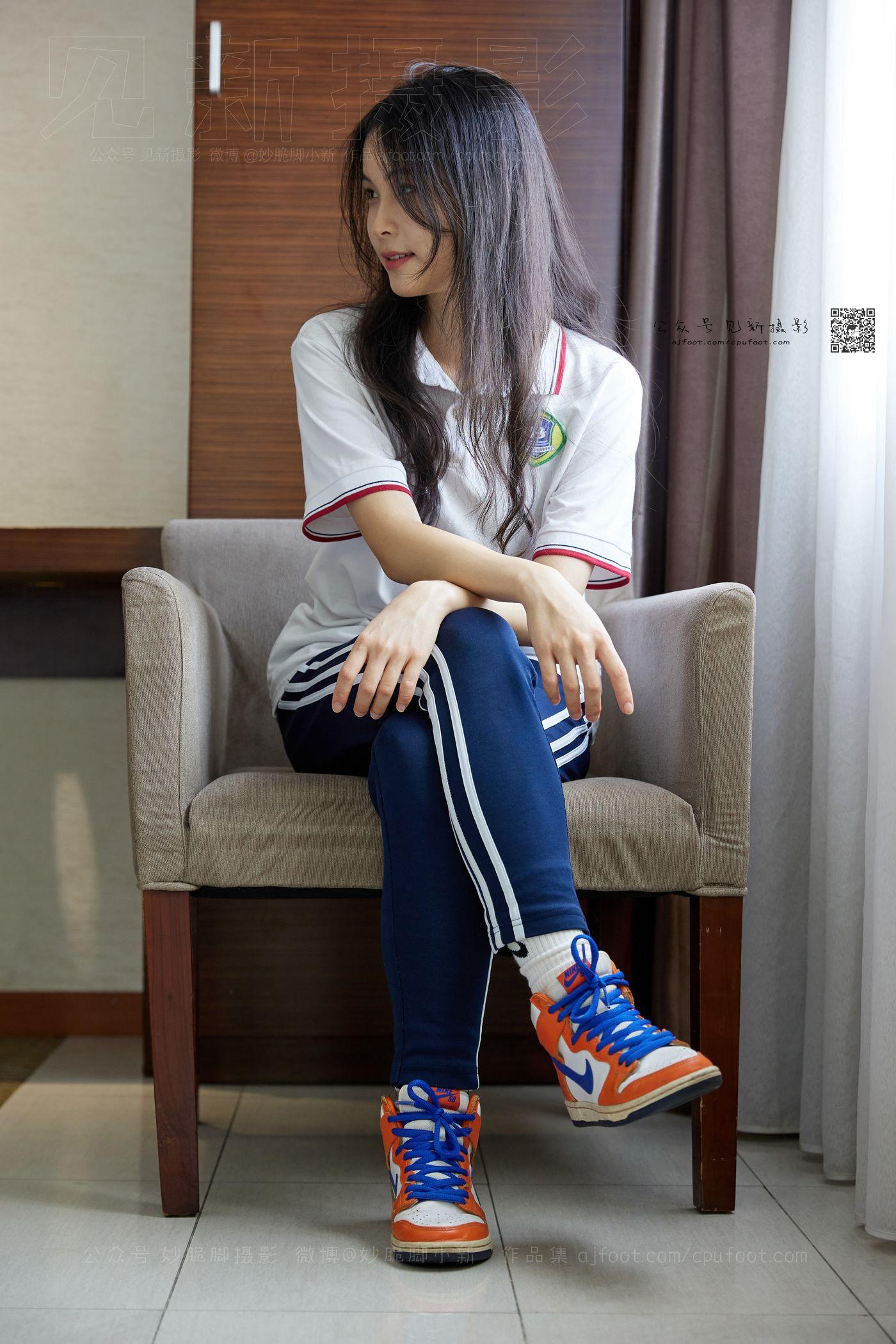 [见新摄影]NO.015-清纯甜美校园风《多想回到那个夏天》 [51P]插图9