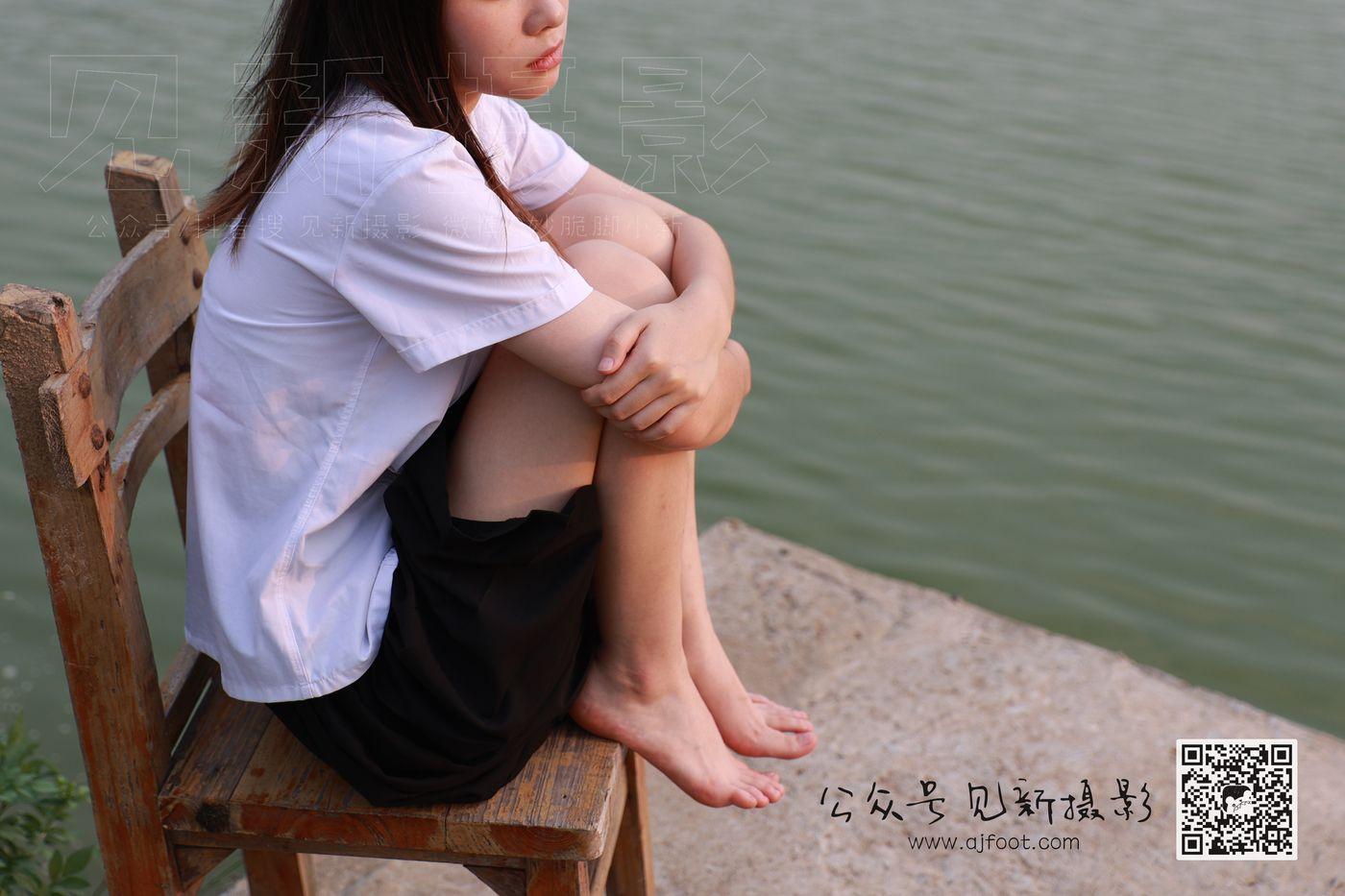 [见新摄影]NO.010-附中 潇潇（20岁 校园少女风 椰子鞋） [112P]插图3