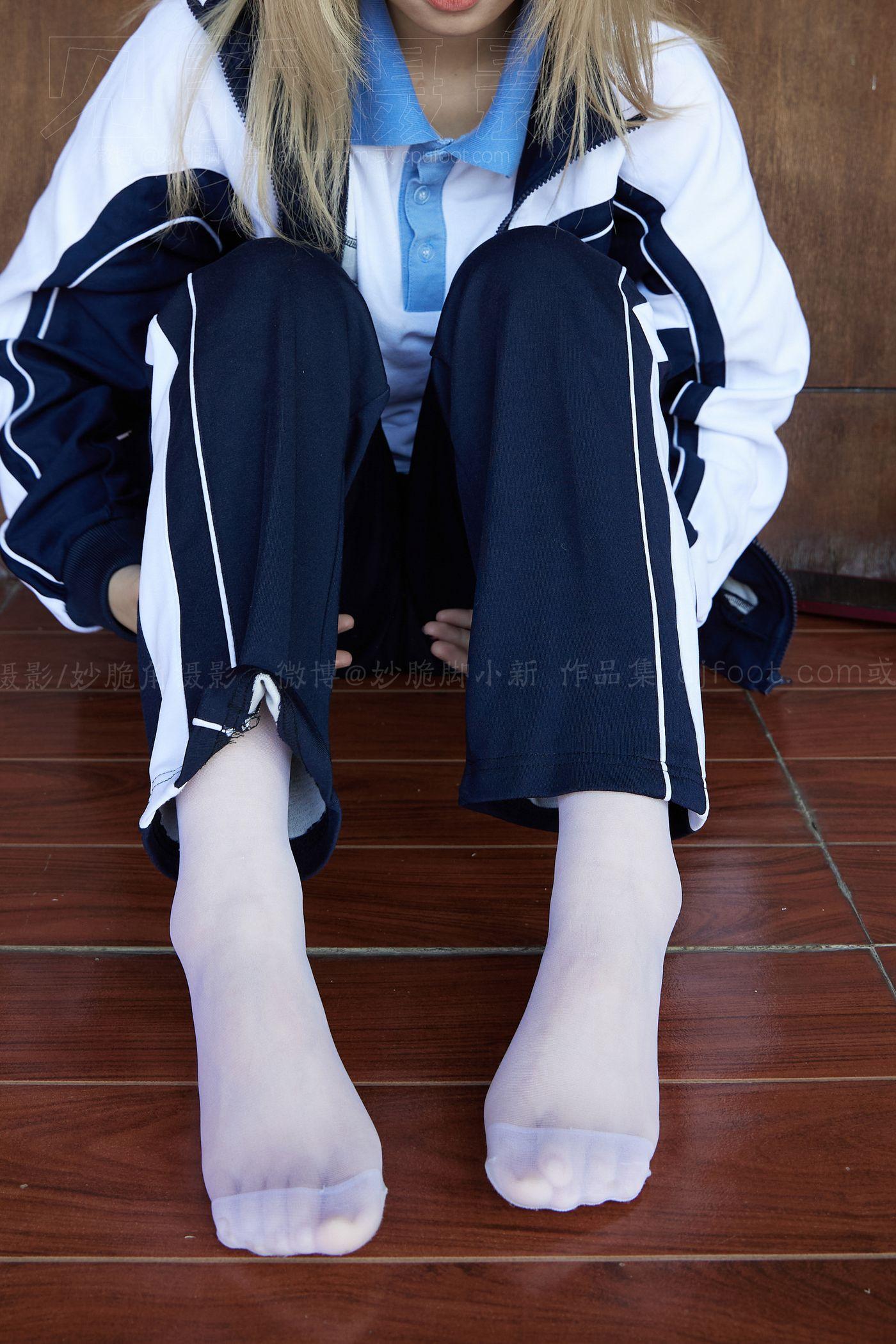 [见新摄影]NO.042 黄头发甜美甜美小姐姐 – 最后合作 [120P]插图2