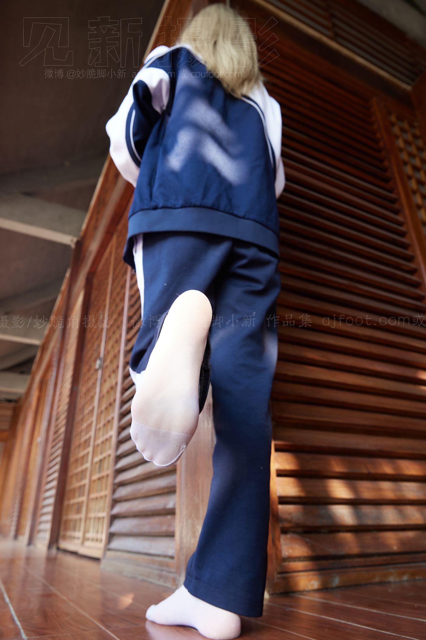 [见新摄影]NO.042 黄头发甜美甜美小姐姐 – 最后合作 [120P]插图4