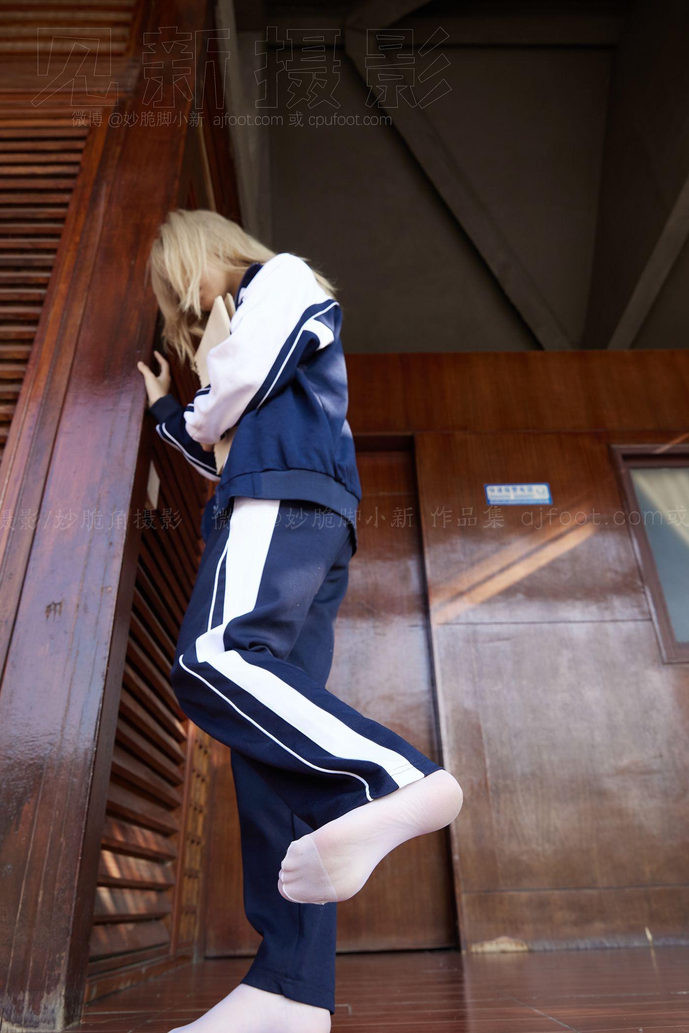 [见新摄影]NO.042 黄头发甜美甜美小姐姐 – 最后合作 [120P]插图8
