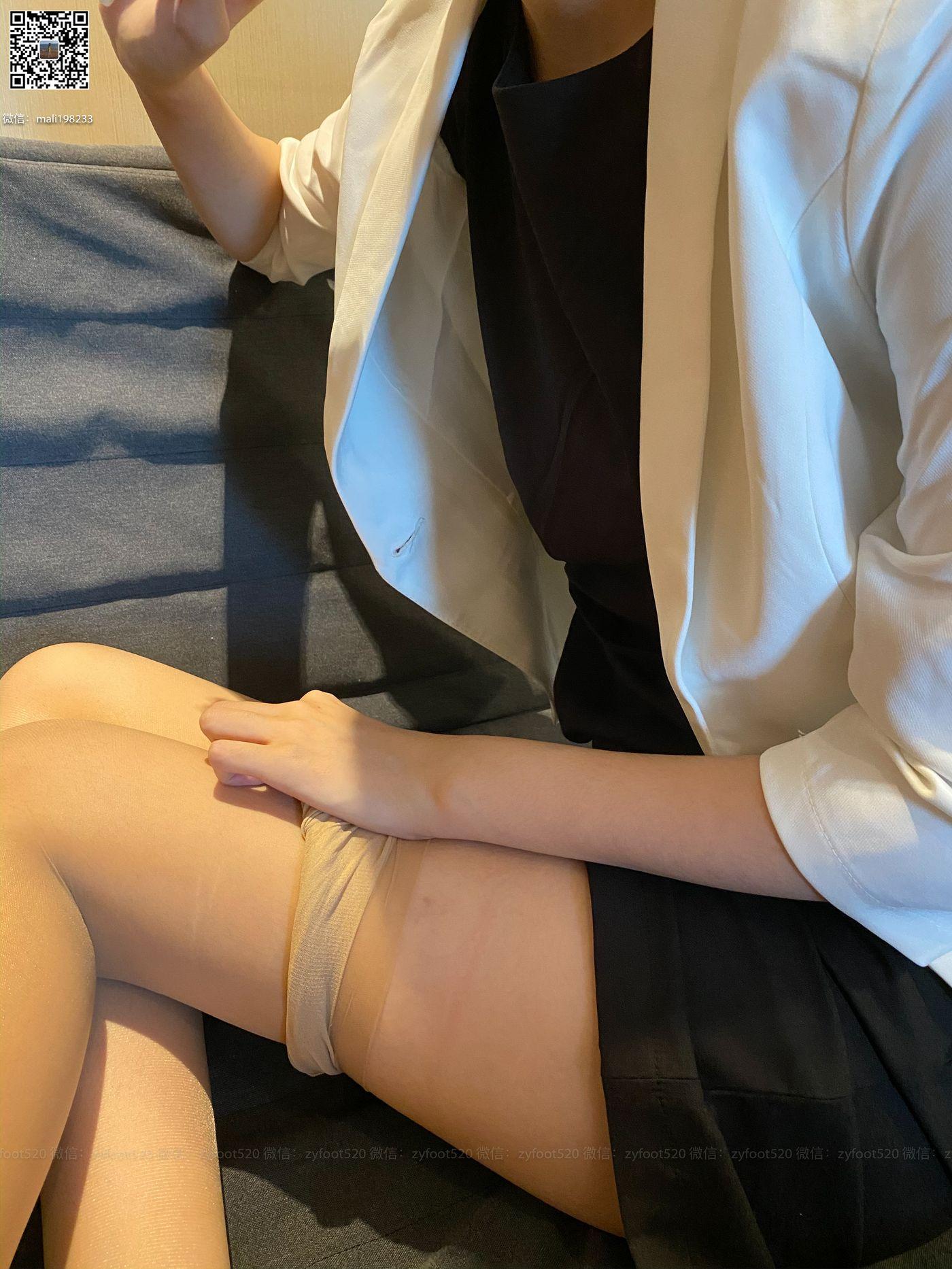 ISS系列 054 欣欣 白西装 [105P]插图