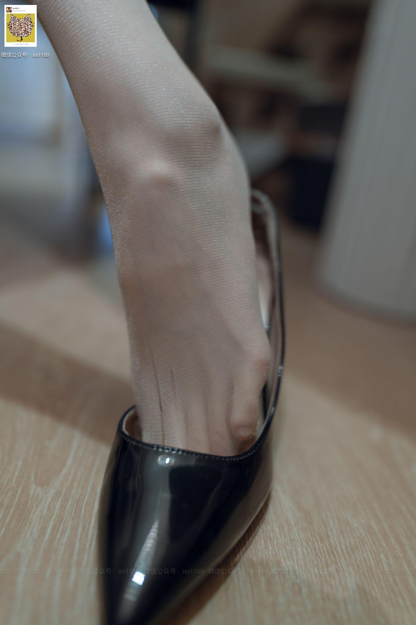 ISS系列 043 酸酸 职业装 [97P]插图