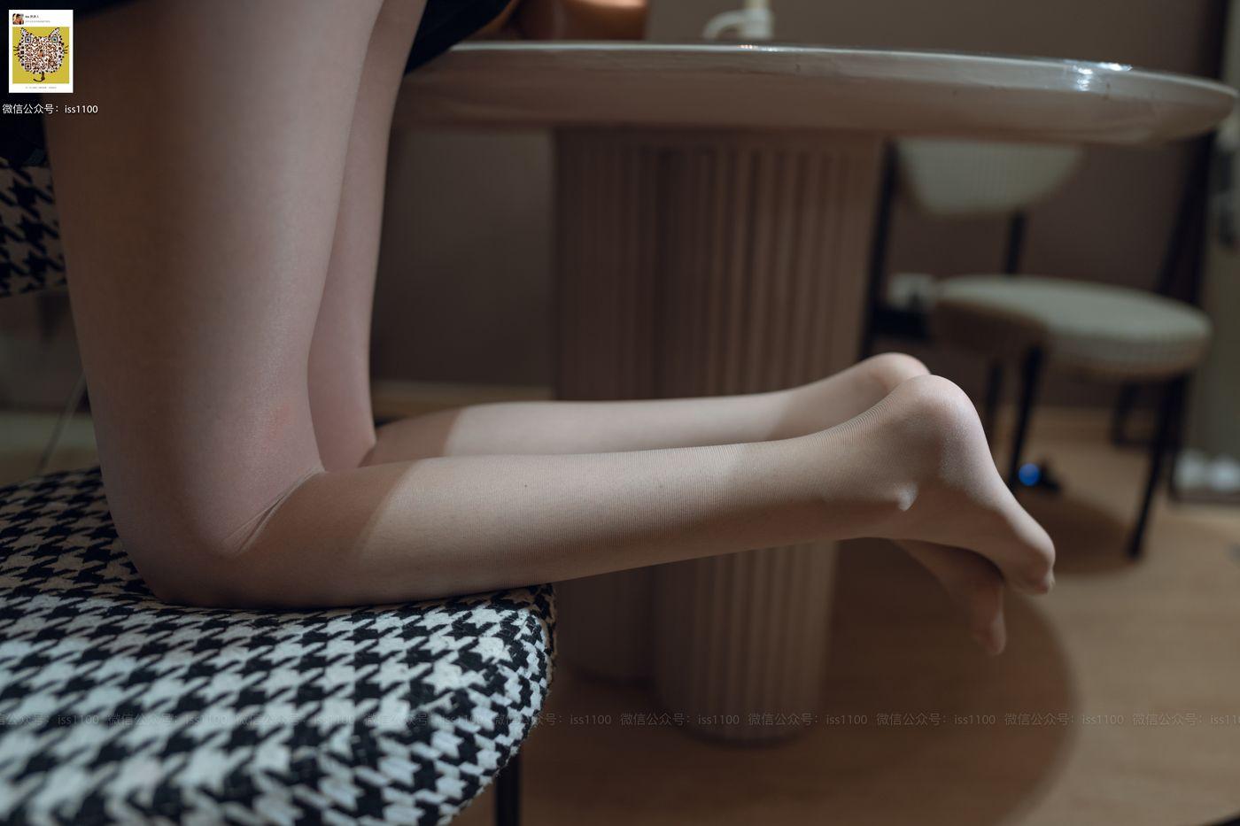 ISS系列 043 酸酸 职业装 [97P]插图3