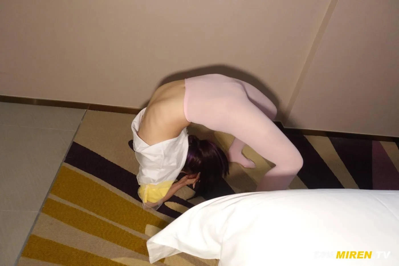 [ROSI艺学妹]2020.12.04 NO.199[33P]插图1