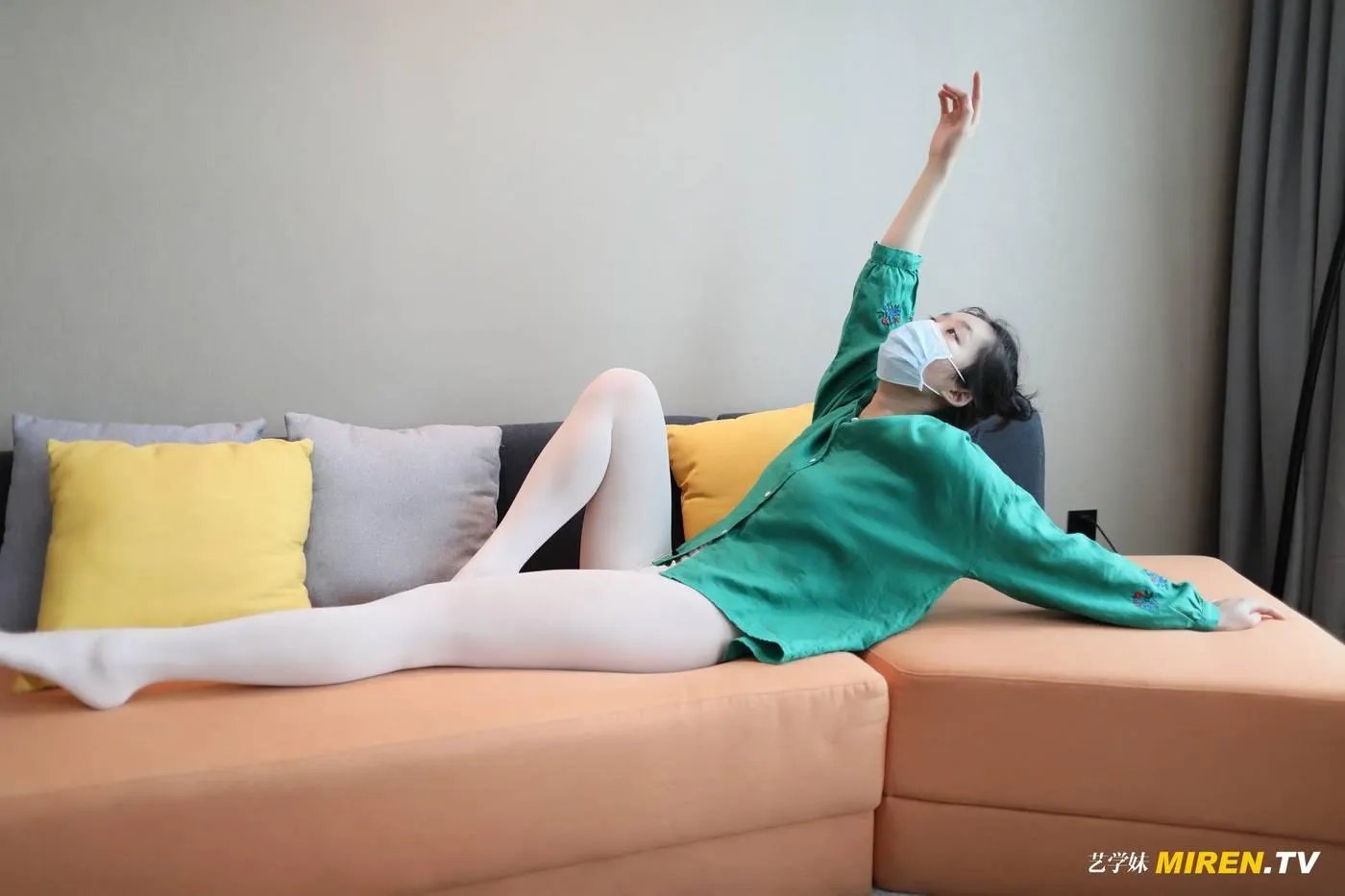 [ROSI艺学妹]2020.05.19 NO.130[95P]插图2