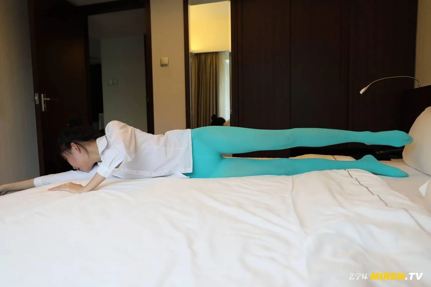 [ROSI艺学妹]2020.03.06 NO.089[49P]插图7