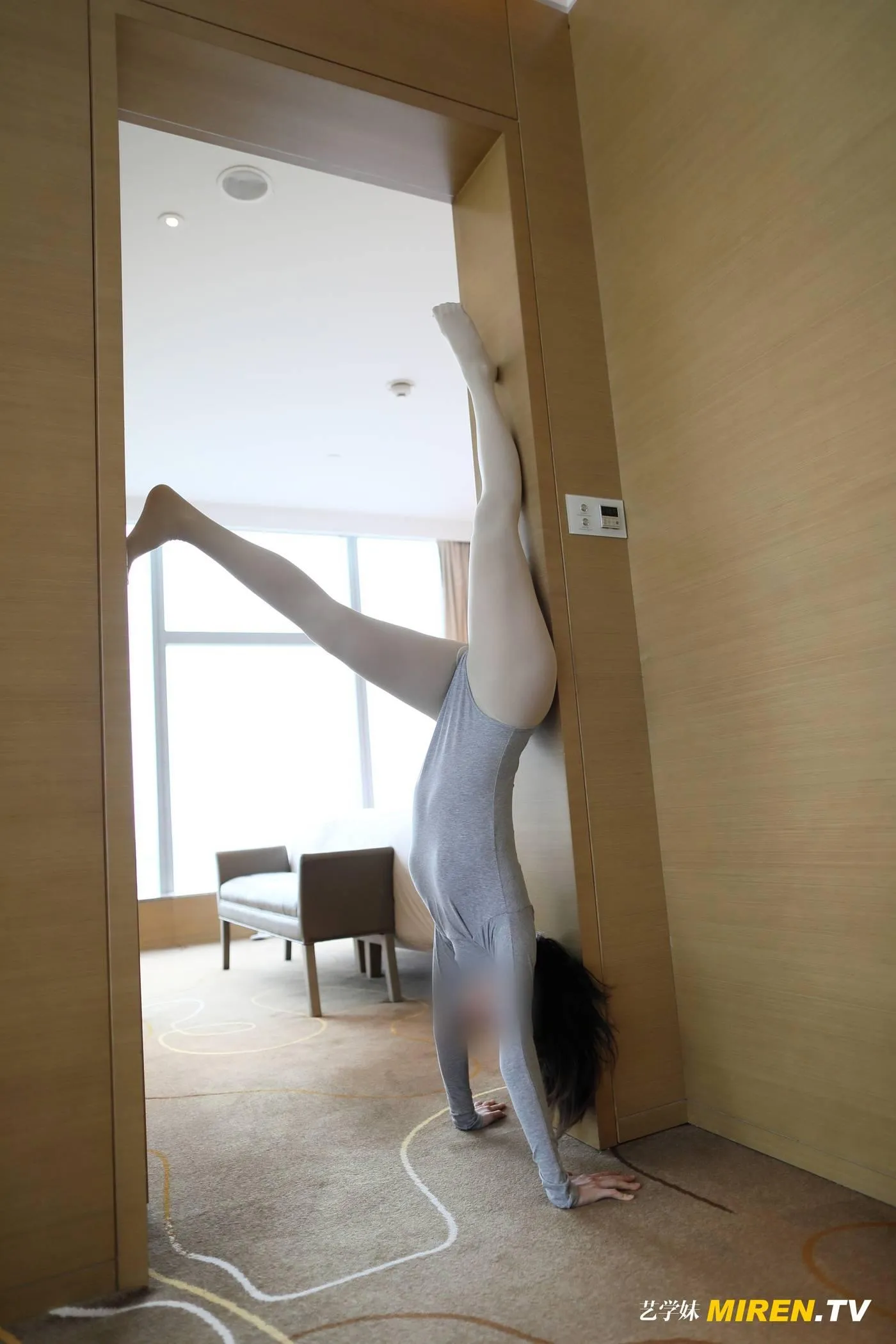 [ROSI艺学妹]2020.03.07 NO.090[86P]插图3