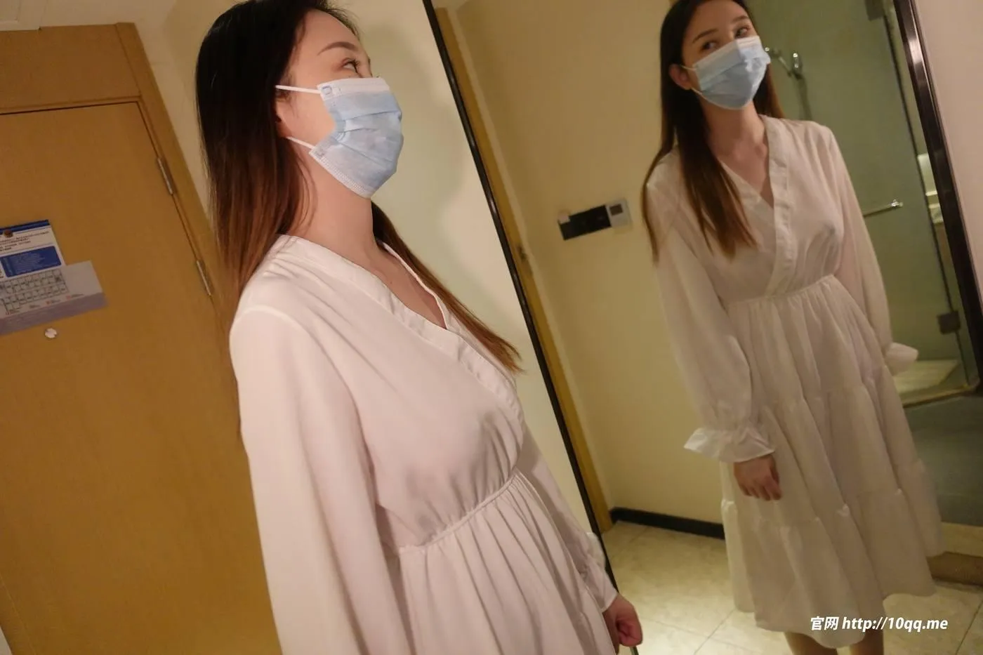 [ROSI口罩系列]2022.10.24 NO.2325[92P]插图1