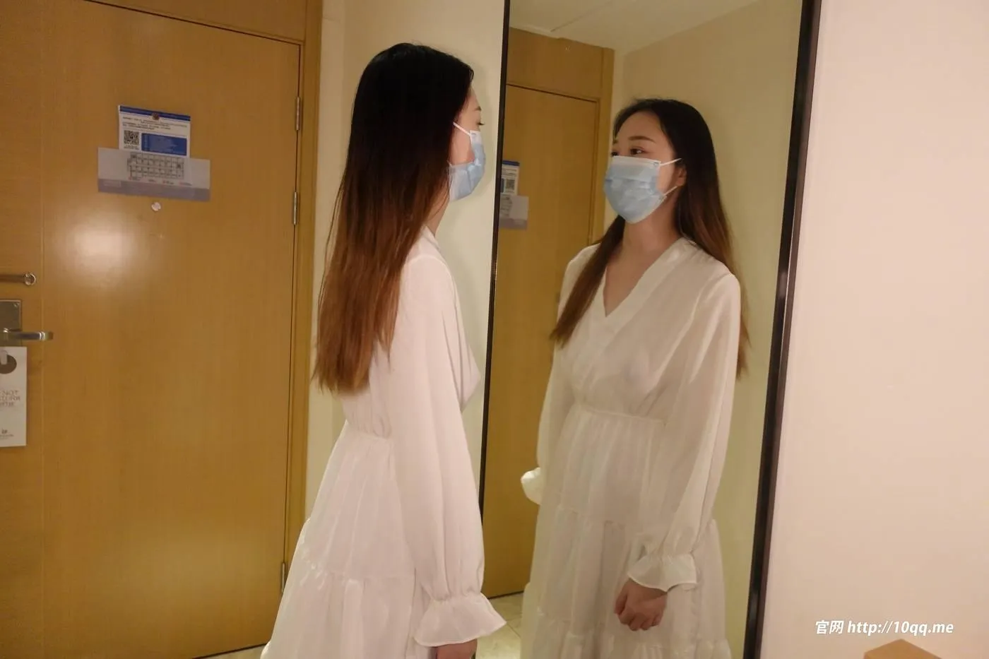 [ROSI口罩系列]2022.10.24 NO.2325[92P]插图