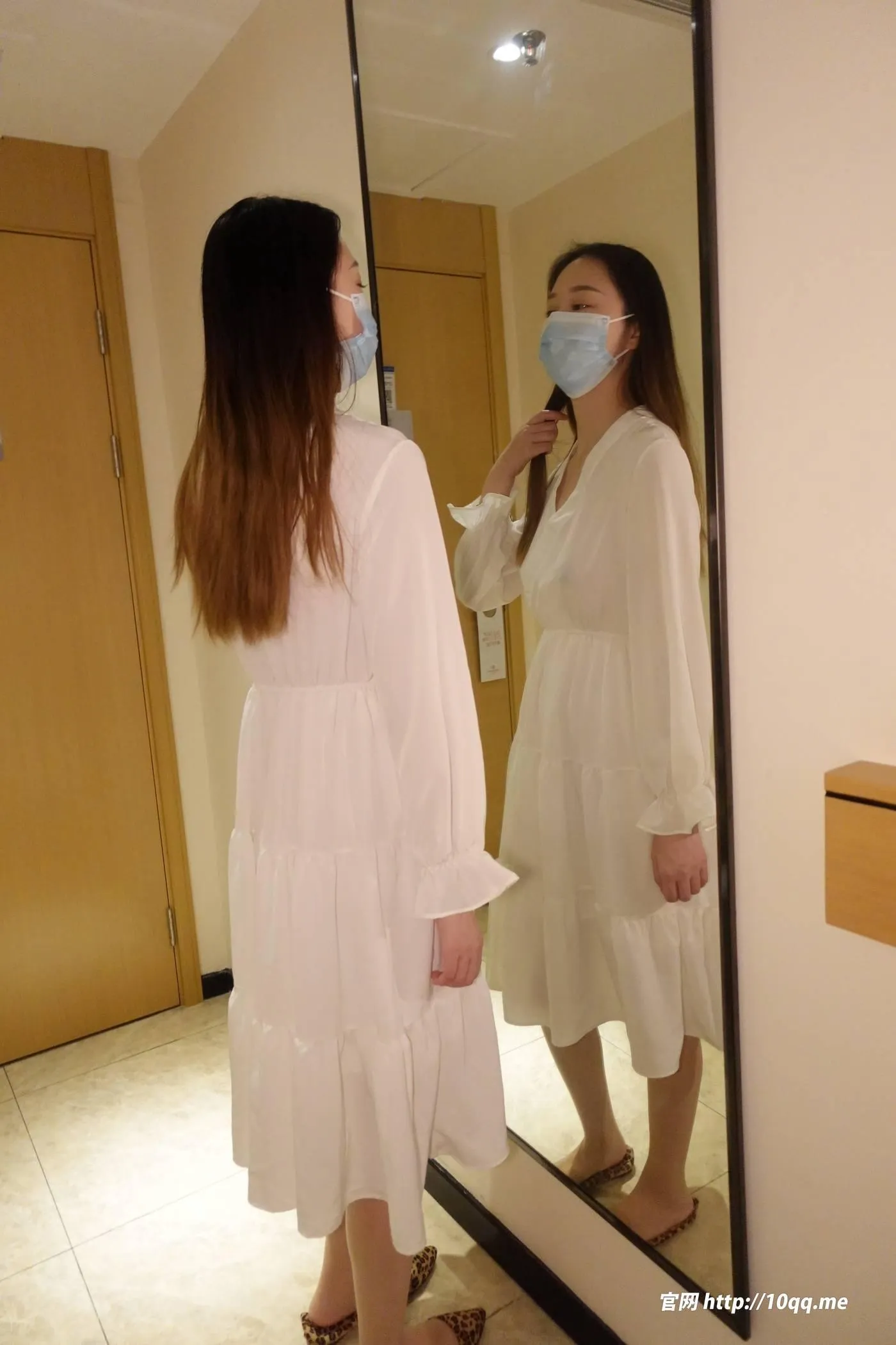 [ROSI口罩系列]2022.10.24 NO.2325[92P]插图3