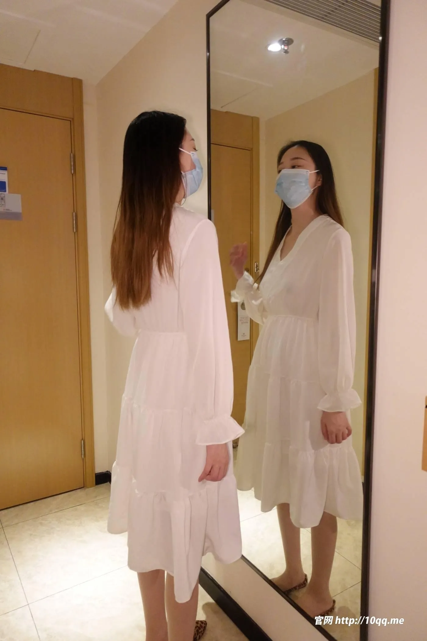 [ROSI口罩系列]2022.10.24 NO.2325[92P]插图5
