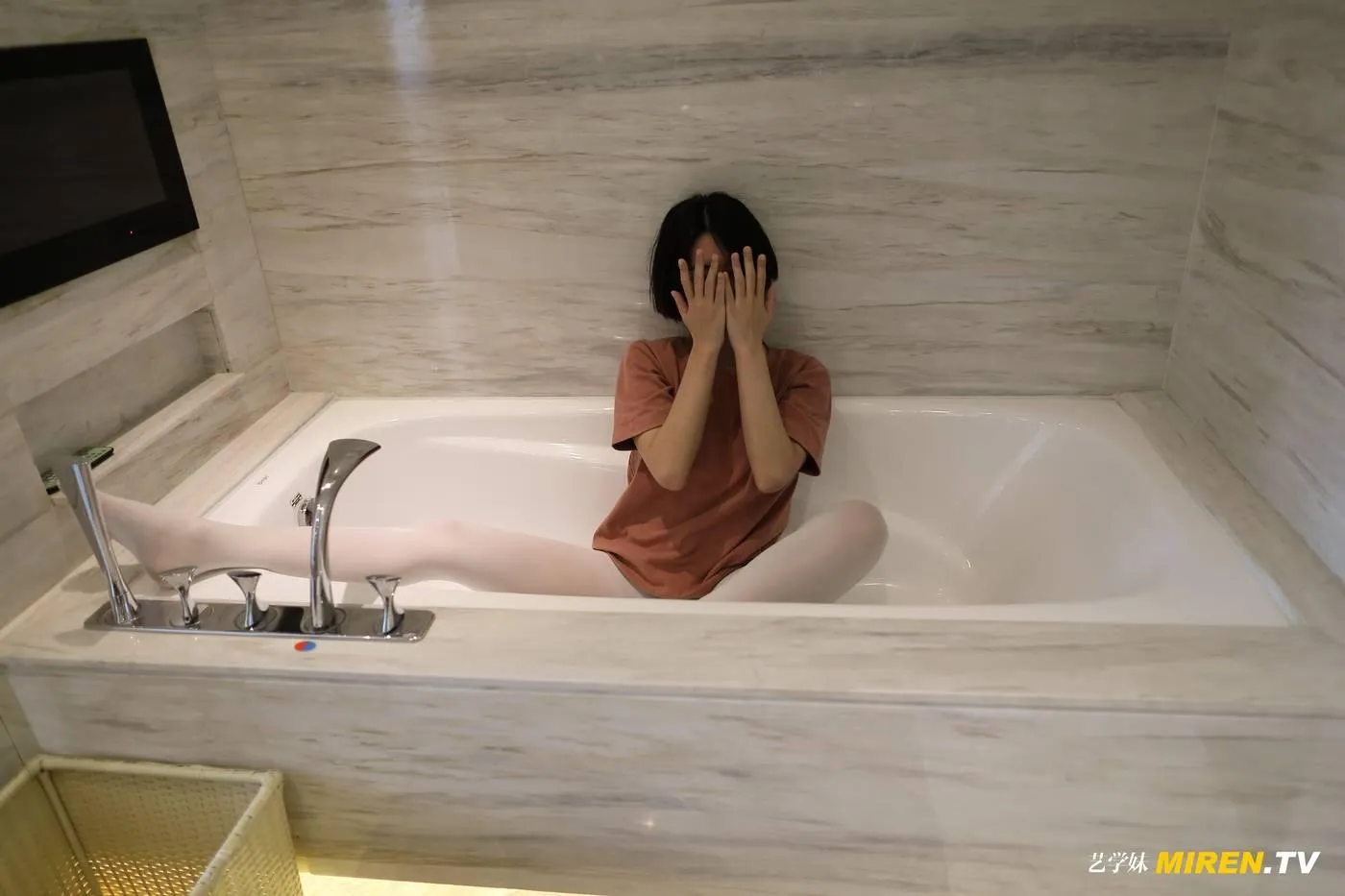 [ROSI艺学妹]2020.02.06 NO.069[63P]插图