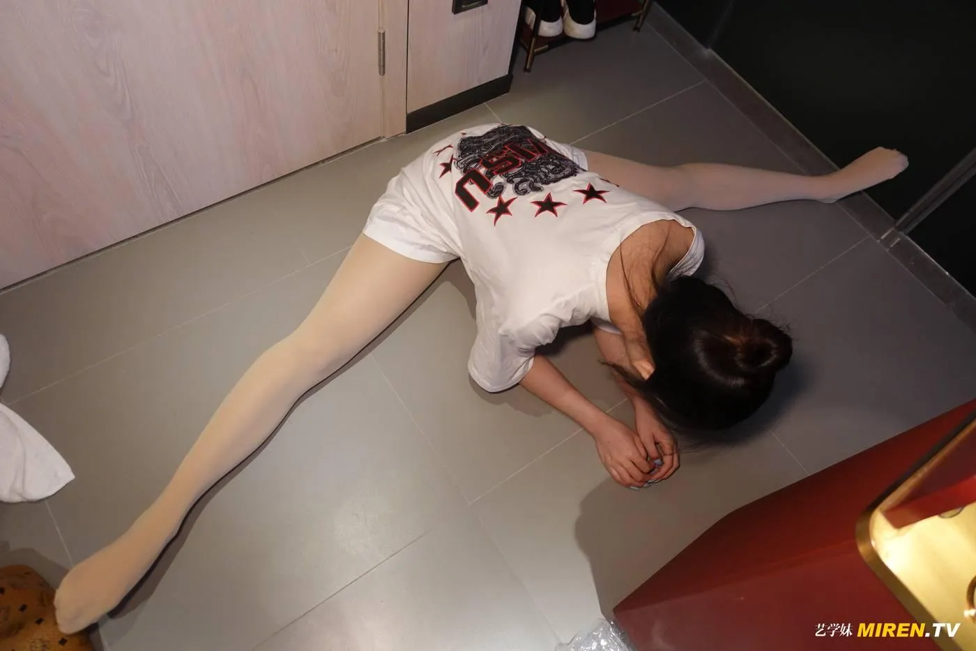 [ROSI艺学妹]2020.08.12 NO.169[81P]插图