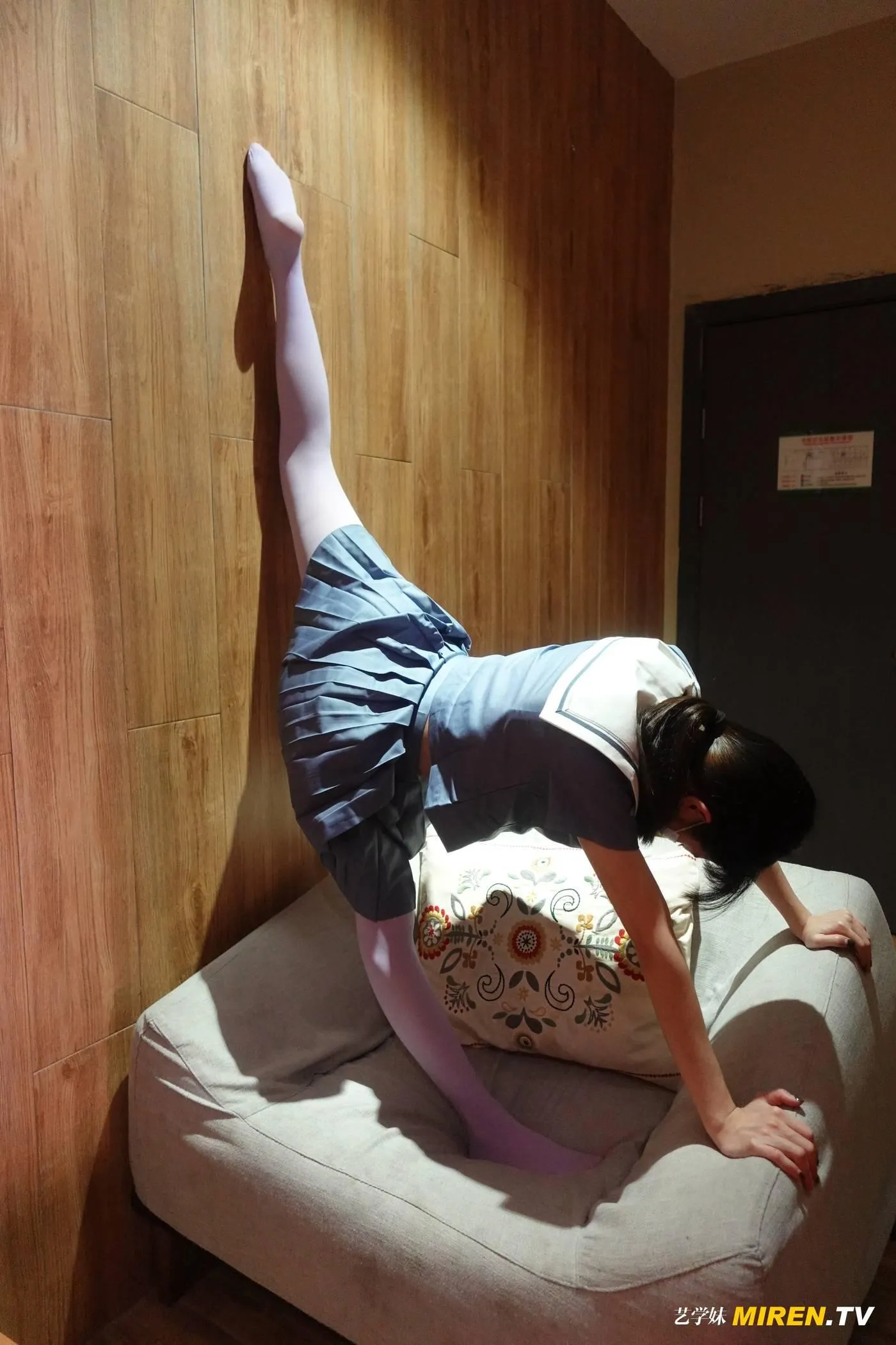 [ROSI艺学妹]2021.08.05 NO.229[42P]插图3