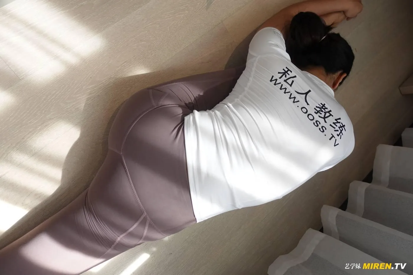 [ROSI艺学妹]2020.10.24 NO.195[92P]插图9
