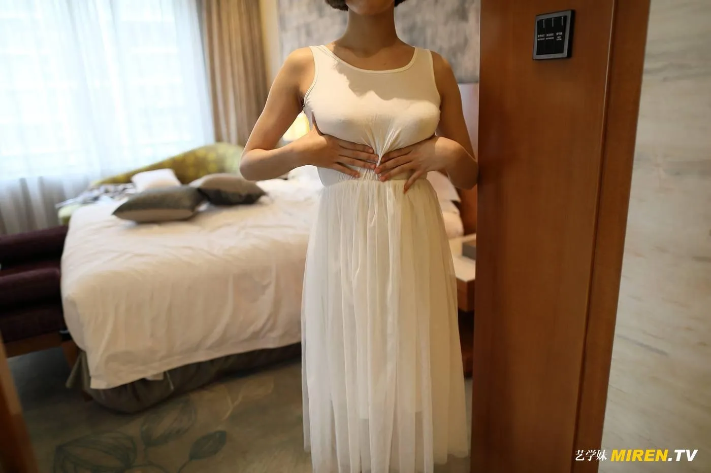 [ROSI艺学妹]2020.03.22 NO.105[100P]插图5