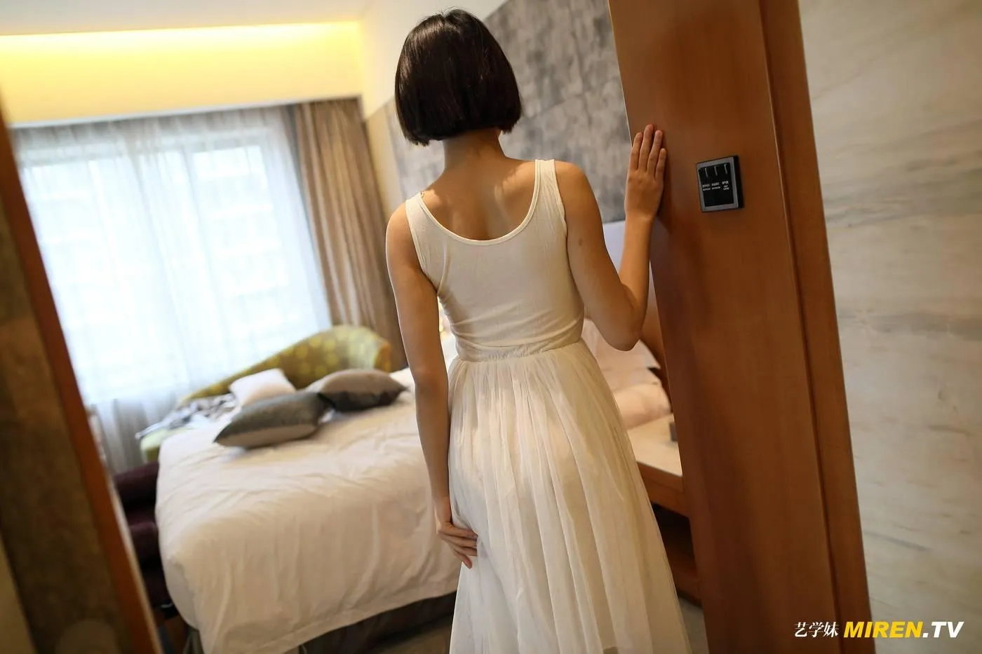 [ROSI艺学妹]2020.03.22 NO.105[100P]插图6