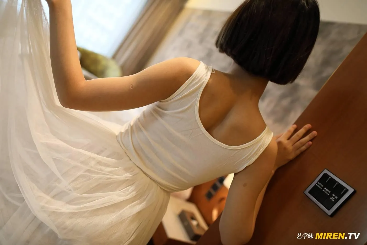 [ROSI艺学妹]2020.03.22 NO.105[100P]插图8