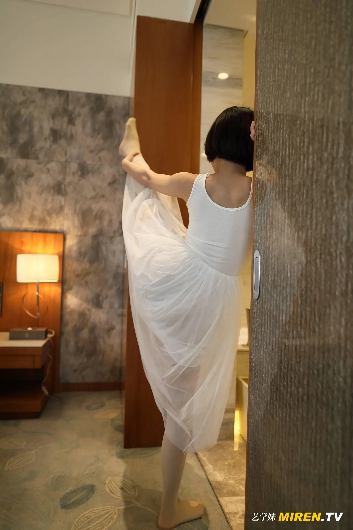 [ROSI艺学妹]2020.03.22 NO.105[100P]插图6